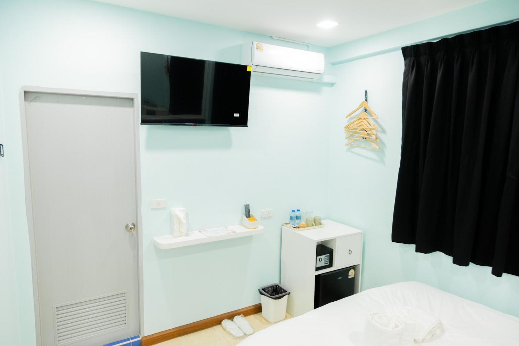 Cozy Stay Inn Бангкок Екстер'єр фото