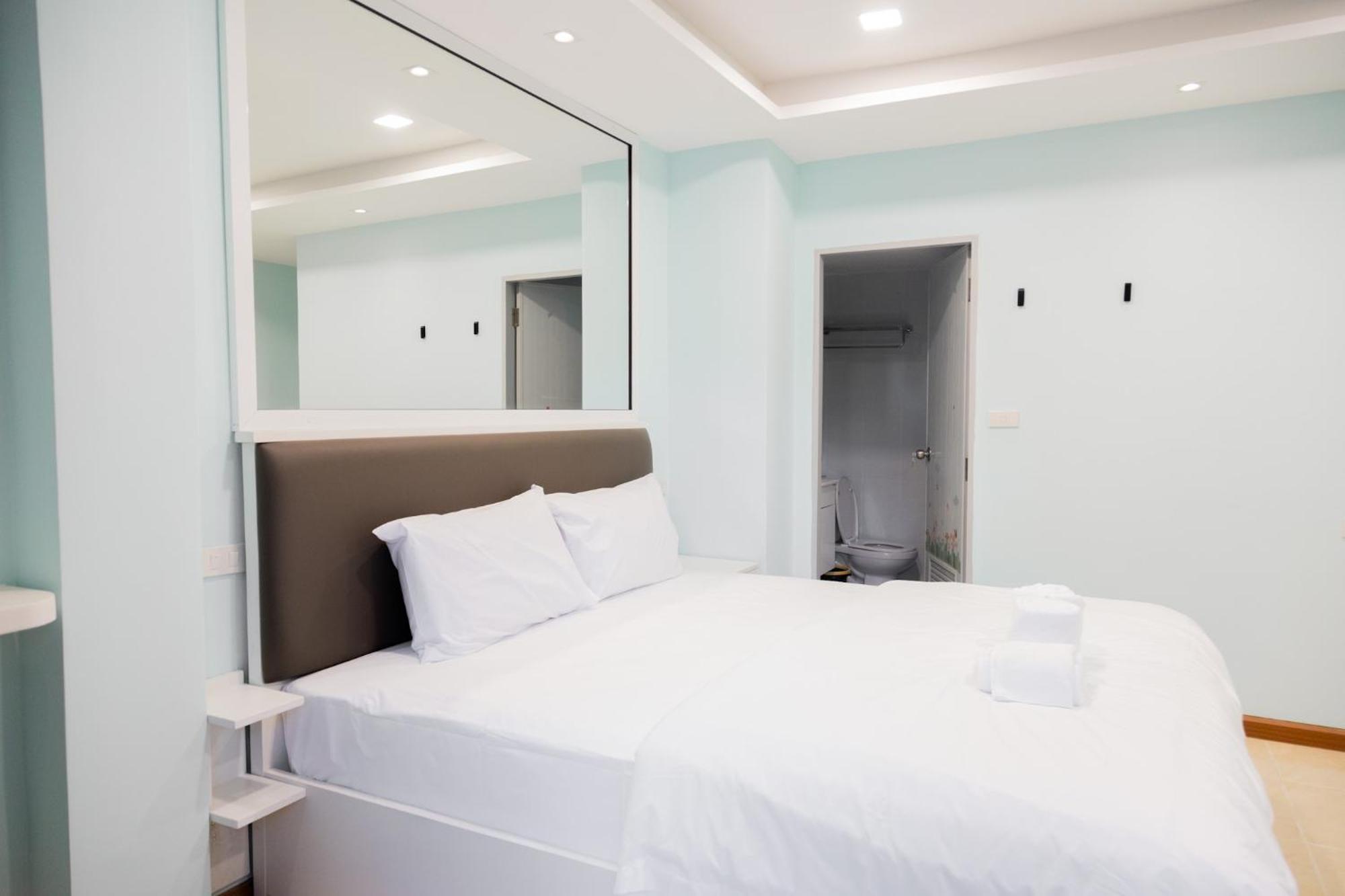 Cozy Stay Inn Бангкок Екстер'єр фото