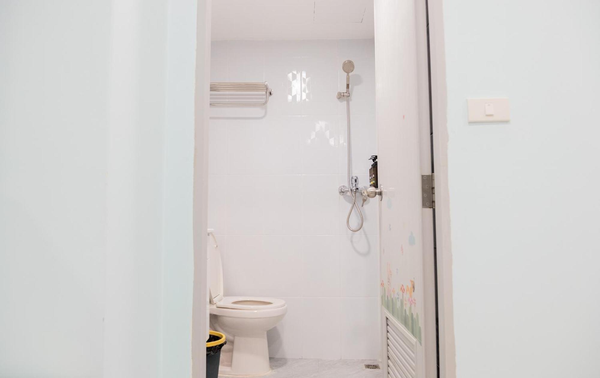 Cozy Stay Inn Бангкок Екстер'єр фото